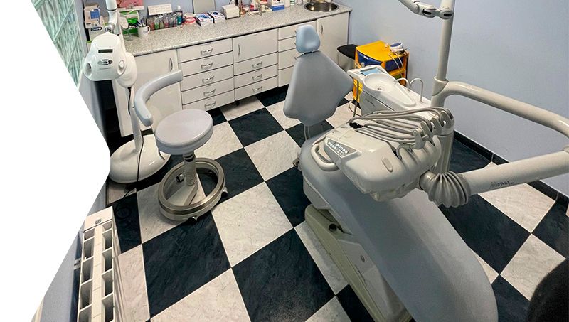 Laboratorio dental propio en Santander